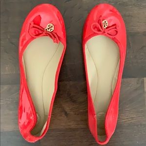 Tory Burch Chelsea Ballet Flat - soft patent calf